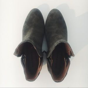 LUCKY BRAND Dark Green Suede Booties